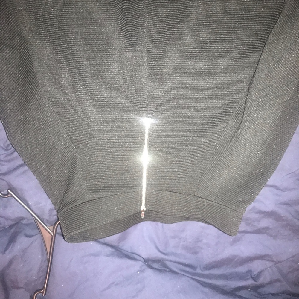 Mini skirt - Picture 3 of 3